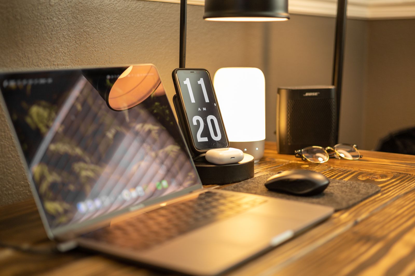 Flexispot E7 Hive : un bureau en hévéa massif tout équipé, mais encore sans avis